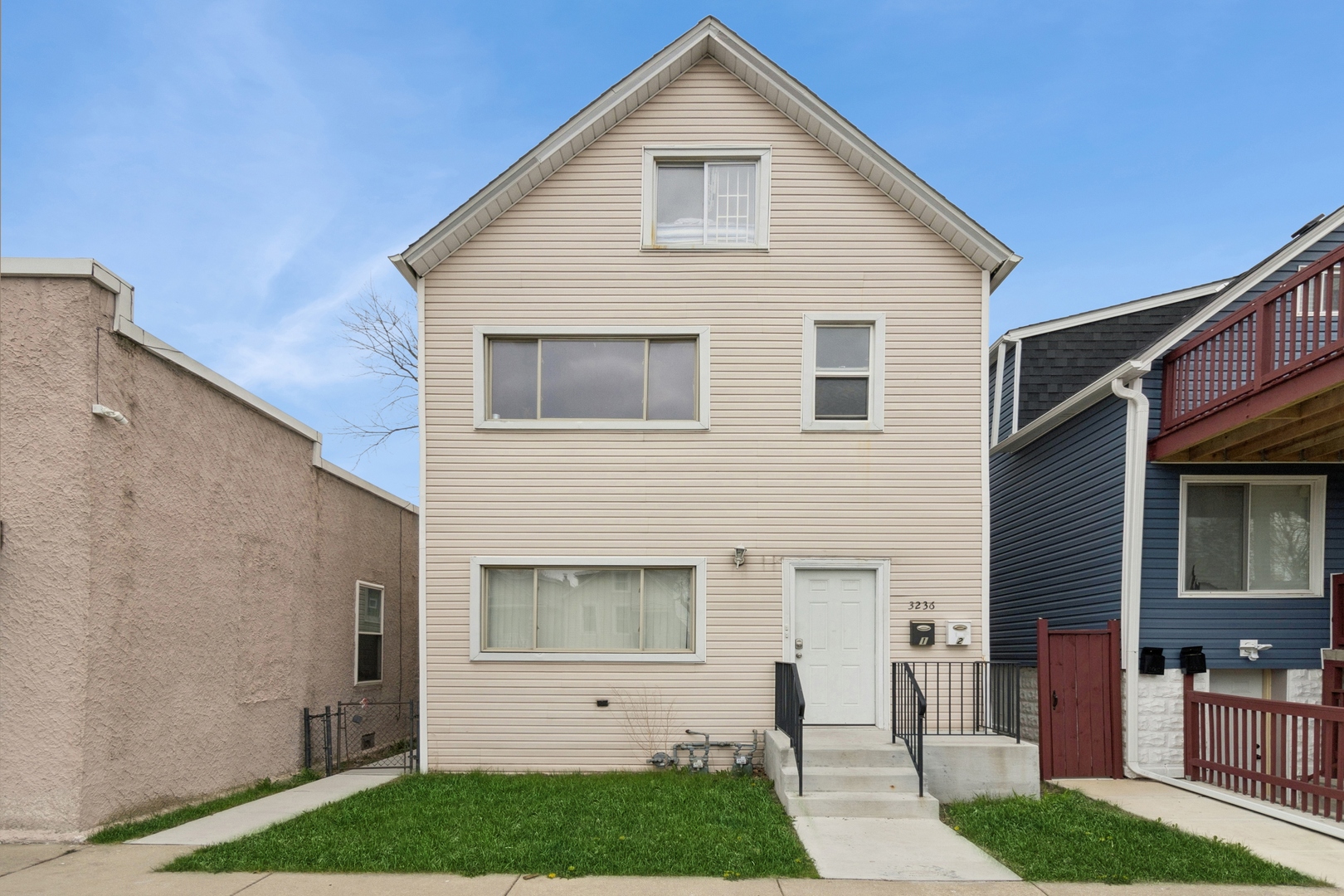 3236 S 49th Avenue