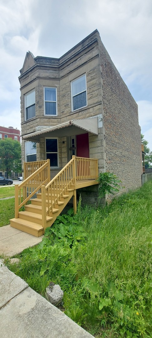 1556 S Spaulding Avenue