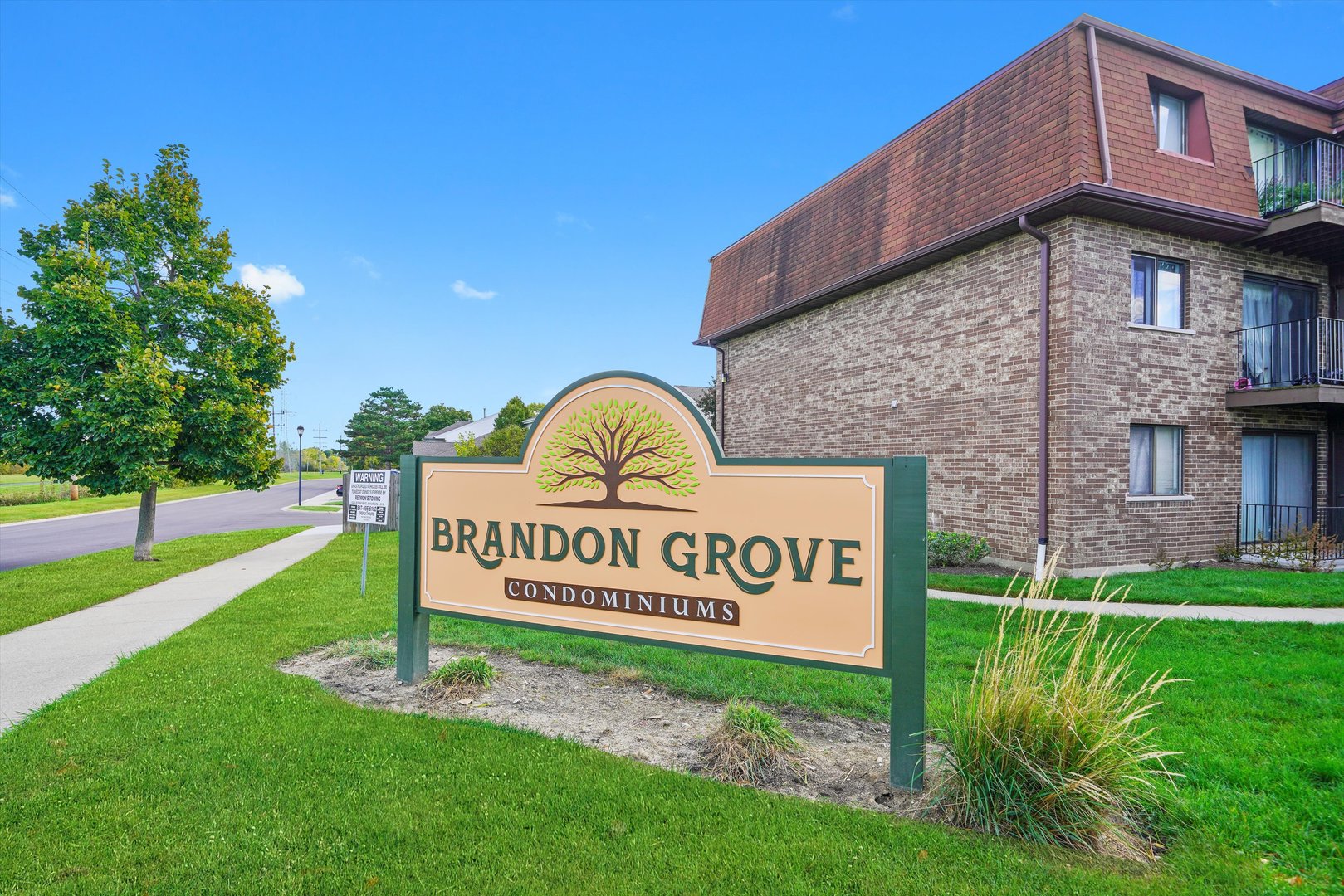 195 W Brandon Court A33