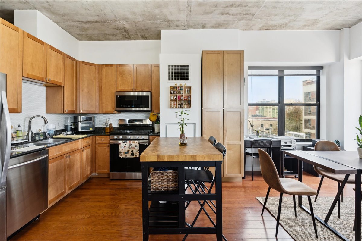 1122 W Catalpa Avenue 502