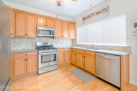 Tiny photo for 2671 Stone Circle #103, Geneva, IL 60134 (MLS # 12659281)
