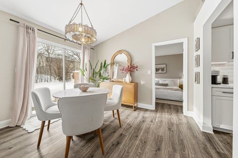 Tiny photo for 752 N Brookdale Drive, Schaumburg, IL 60194 (MLS # 12520681)