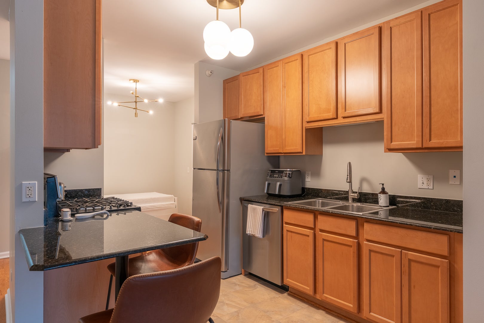 125 S Jefferson Street 2206