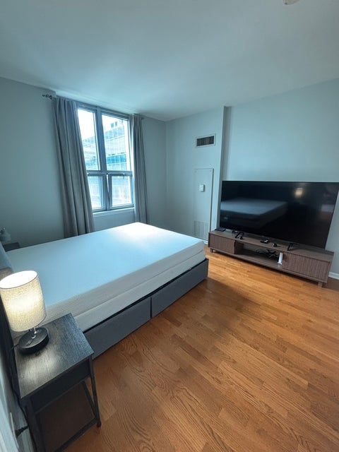 Tiny photo for 125 S Jefferson Street #2206, Chicago, IL 60661 (MLS # 12742450)