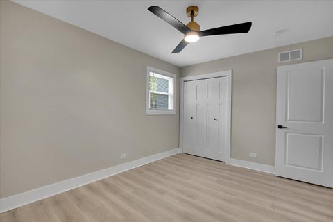 Tiny photo for 16101 Avalon Avenue, South Holland, IL 60473 (MLS # 12777877)