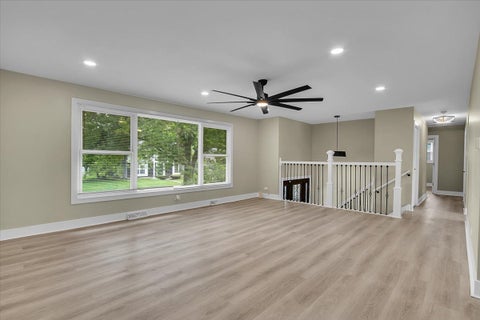 Tiny photo for 16101 Avalon Avenue, South Holland, IL 60473 (MLS # 12777877)