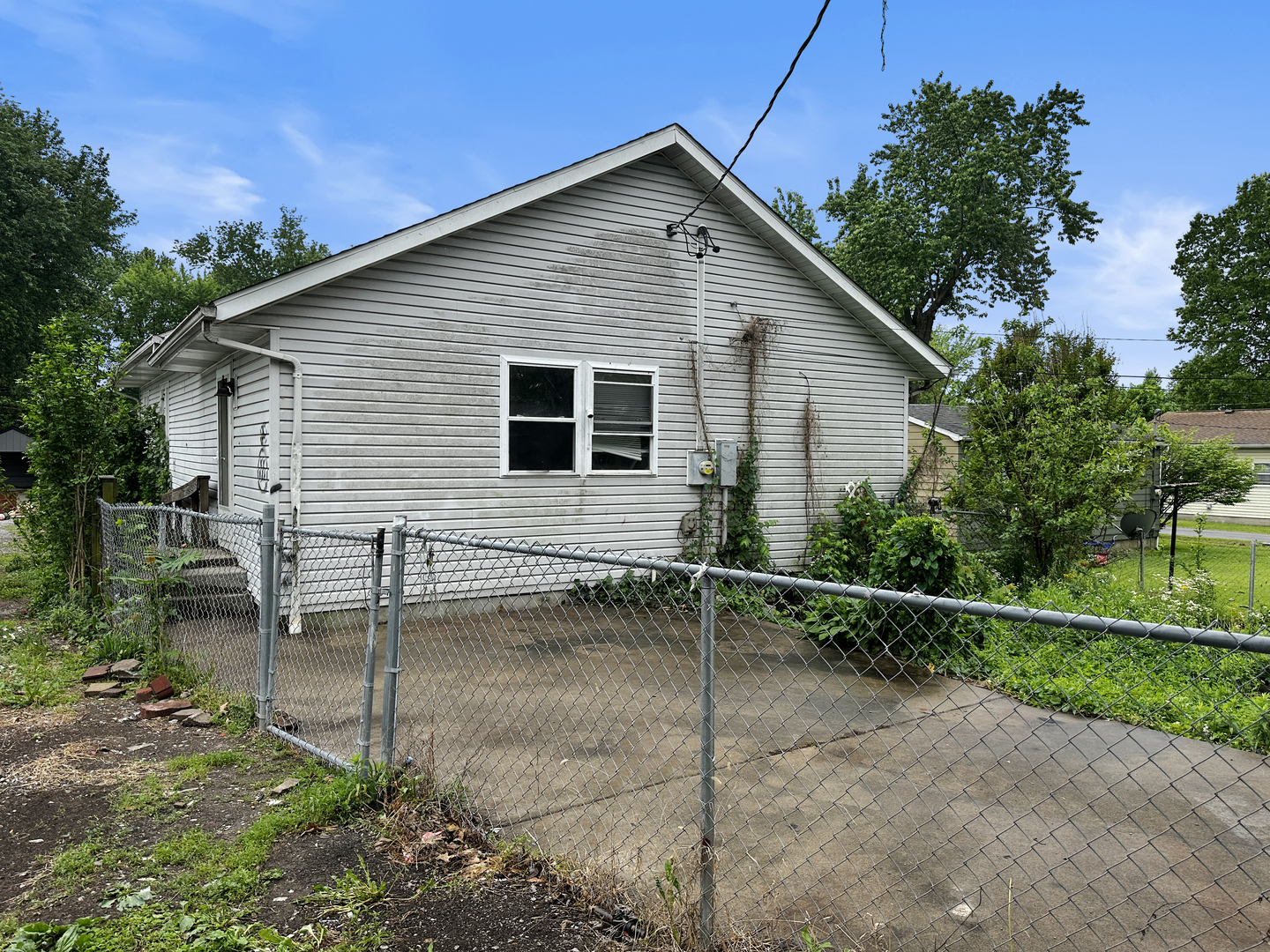 1519 W Madison Street