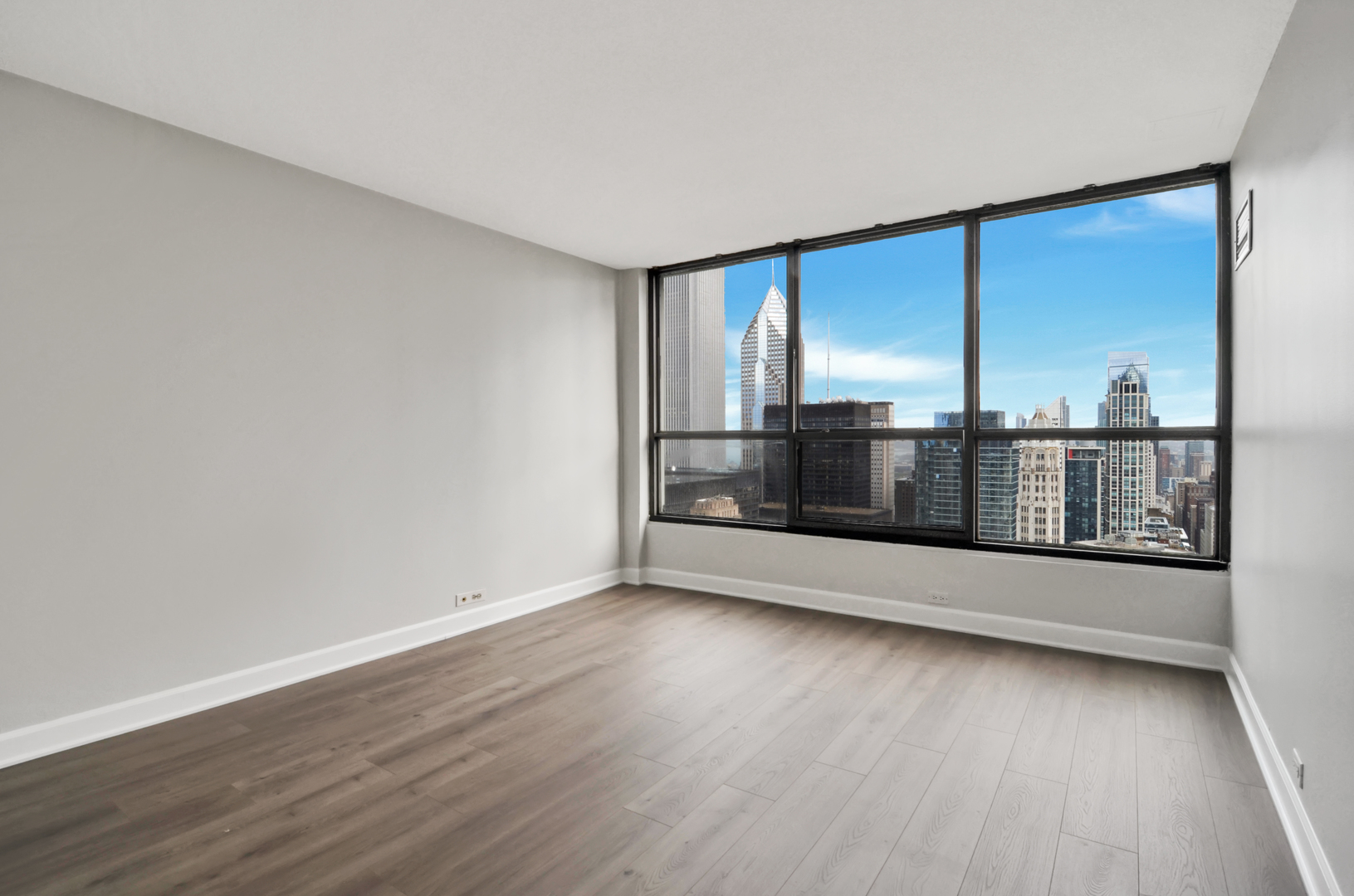 405 N WABASH Avenue 5106