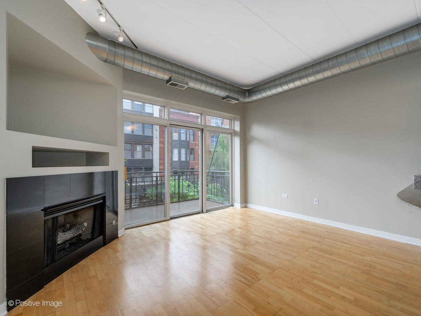 1155 W Madison Street 309