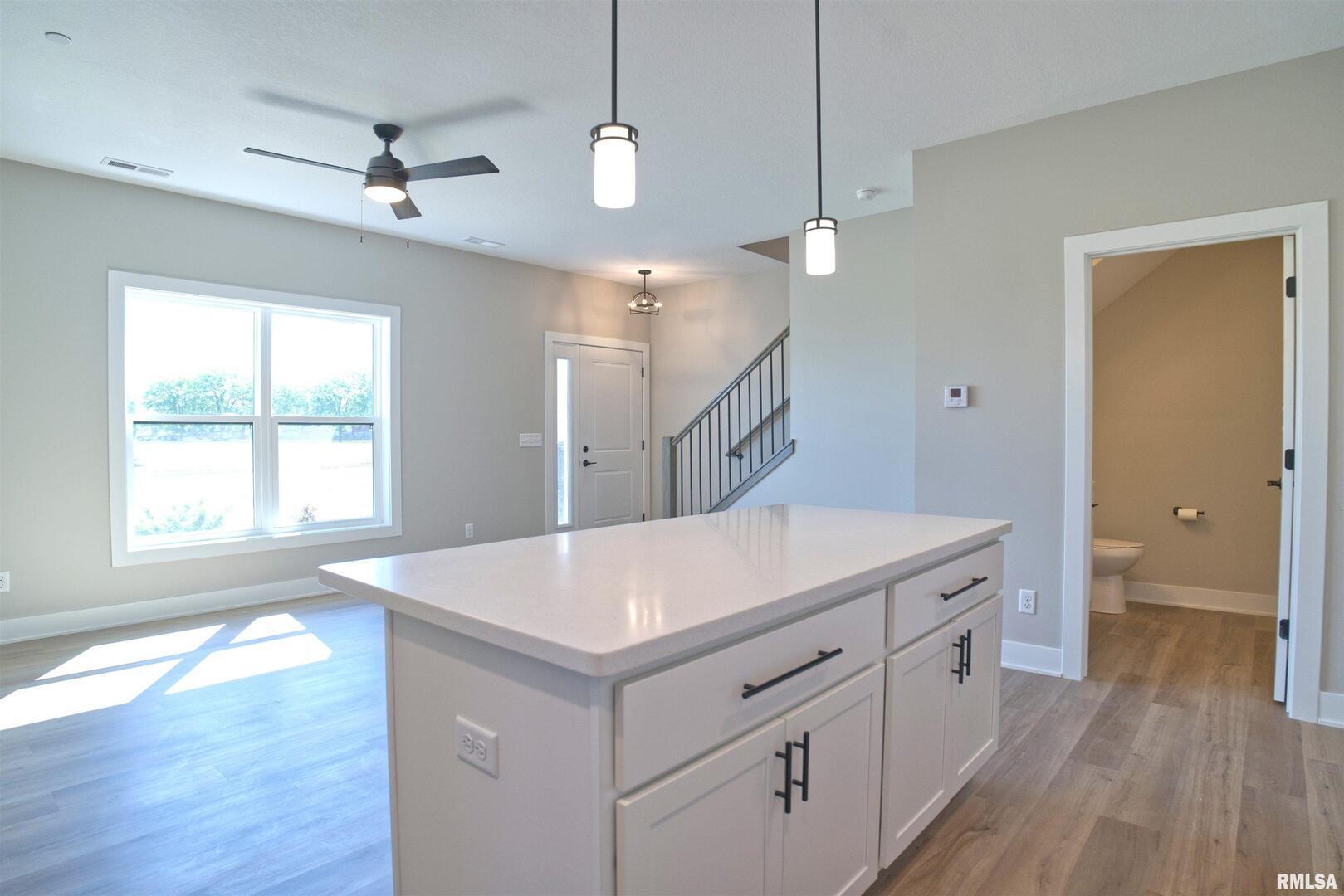 1008 S 4TH Street 0