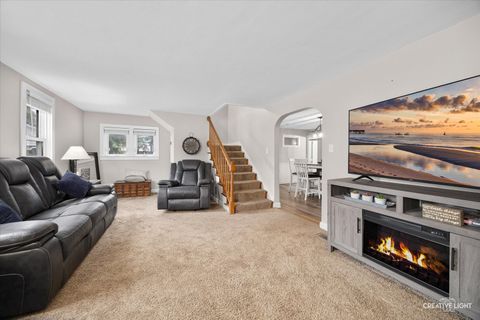 Tiny photo for 660 South Avenue, Sycamore, IL 60178 (MLS # 12480625)