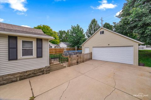 Tiny photo for 660 South Avenue, Sycamore, IL 60178 (MLS # 12480625)