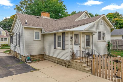 Tiny photo for 660 South Avenue, Sycamore, IL 60178 (MLS # 12480625)