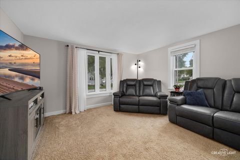 Tiny photo for 660 South Avenue, Sycamore, IL 60178 (MLS # 12480625)