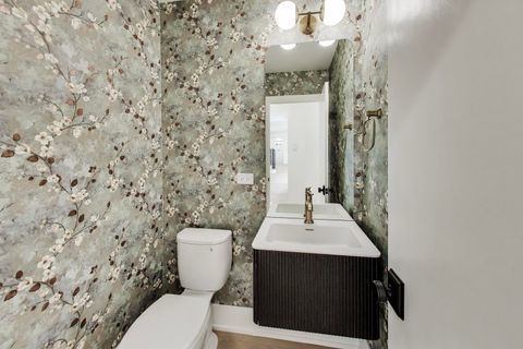 Tiny photo for 1503 Clinton Place, River Forest, IL 60305 (MLS # 12622467)