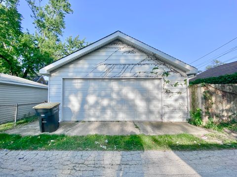 Tiny photo for 18034 Ridgewood Avenue, Lansing, IL 60438 (MLS # 12547452)