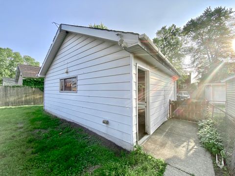 Tiny photo for 18034 Ridgewood Avenue, Lansing, IL 60438 (MLS # 12547452)