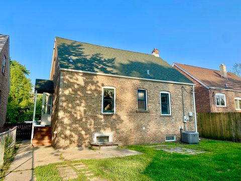 Tiny photo for 18034 Ridgewood Avenue, Lansing, IL 60438 (MLS # 12547452)