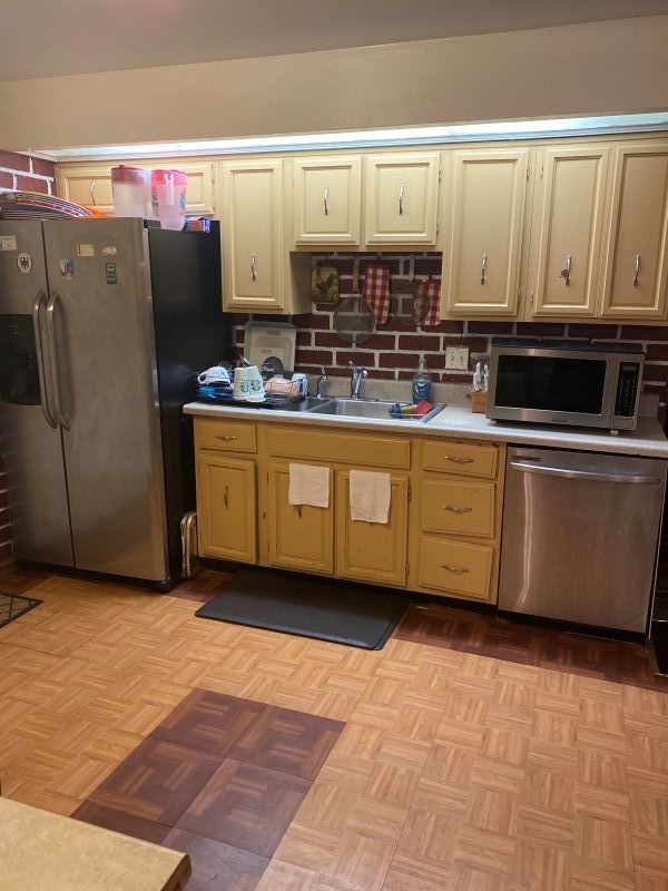 18941 Cypress Avenue