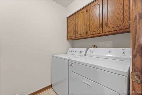 Tiny photo for 11011 New Mexico Court #11011, Orland Park, IL 60467 (MLS # 12553970)