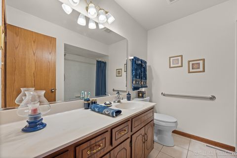 Tiny photo for 11011 New Mexico Court #11011, Orland Park, IL 60467 (MLS # 12553970)