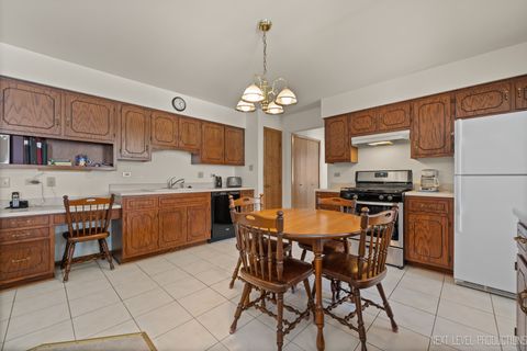Tiny photo for 11011 New Mexico Court #11011, Orland Park, IL 60467 (MLS # 12553970)