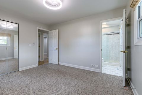 Tiny photo for 533 Cherry Lane, Glenview, IL 60025 (MLS # 12520243)