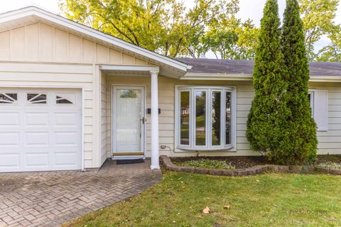 Tiny photo for 533 Cherry Lane, Glenview, IL 60025 (MLS # 12520243)