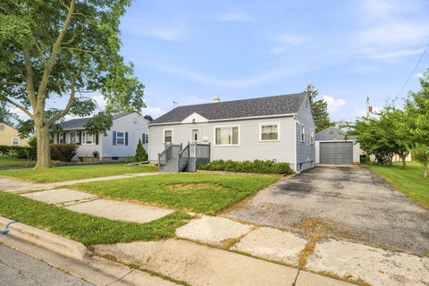 Photo of 119 Park Drive, Joliet, IL 60436 (MLS # 12749966)