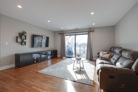 Tiny photo for 725 Limerick Lane #2D, Schaumburg, IL 60193 (MLS # 12565007)