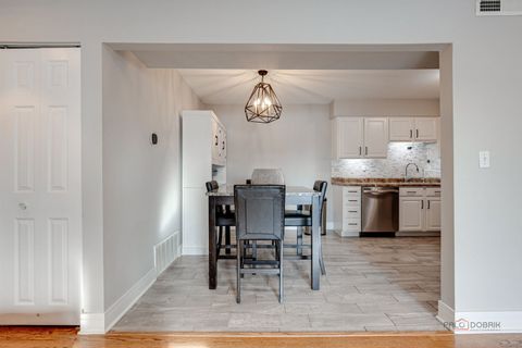 Tiny photo for 725 Limerick Lane #2D, Schaumburg, IL 60193 (MLS # 12565007)