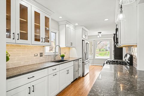 Tiny photo for 416 Lawrence Avenue, Glen Ellyn, IL 60137 (MLS # 12646721)