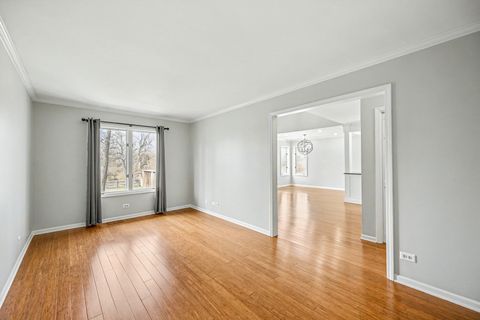 Tiny photo for 416 Lawrence Avenue, Glen Ellyn, IL 60137 (MLS # 12646721)