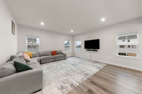 Tiny photo for 3096 Jeter Street, Yorkville, IL 60560 (MLS # 12588692)