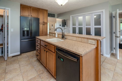 Tiny photo for 11499 LAURELWOOD Lane, Carbondale, IL 62901 (MLS # 12699516)