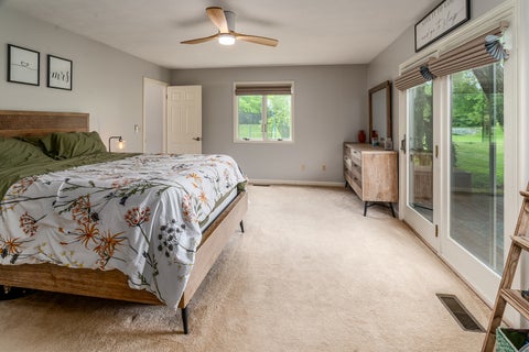 Tiny photo for 11499 LAURELWOOD Lane, Carbondale, IL 62901 (MLS # 12699516)