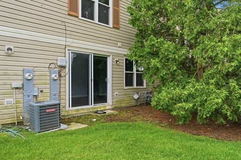 Tiny photo for 2674 Waterford Court, Aurora, IL 60502 (MLS # 12678516)