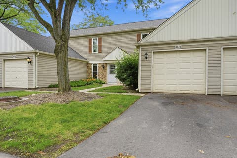 Tiny photo for 2674 Waterford Court, Aurora, IL 60502 (MLS # 12678516)