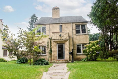 Photo of 1351 W Lincoln Boulevard, Freeport, IL 61032 (MLS # 12774678)