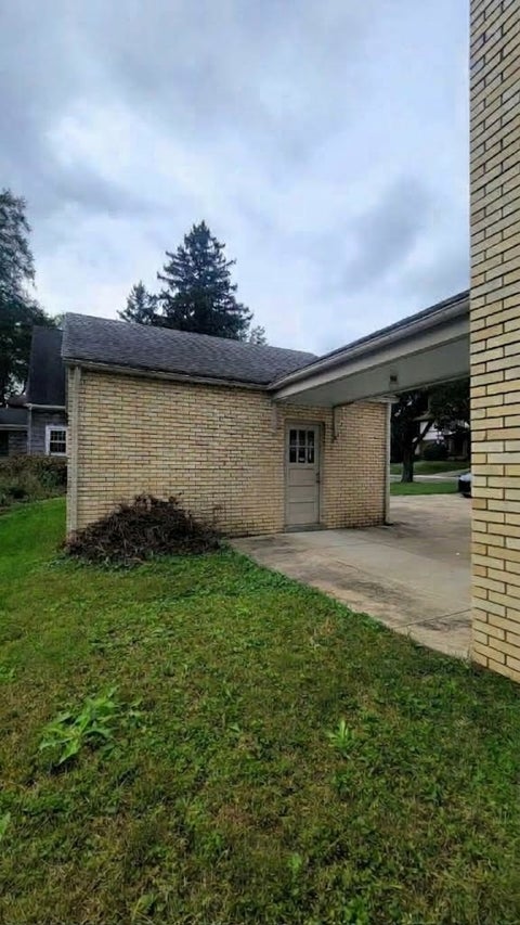 Tiny photo for 1351 W Lincoln Boulevard, Freeport, IL 61032 (MLS # 12774678)