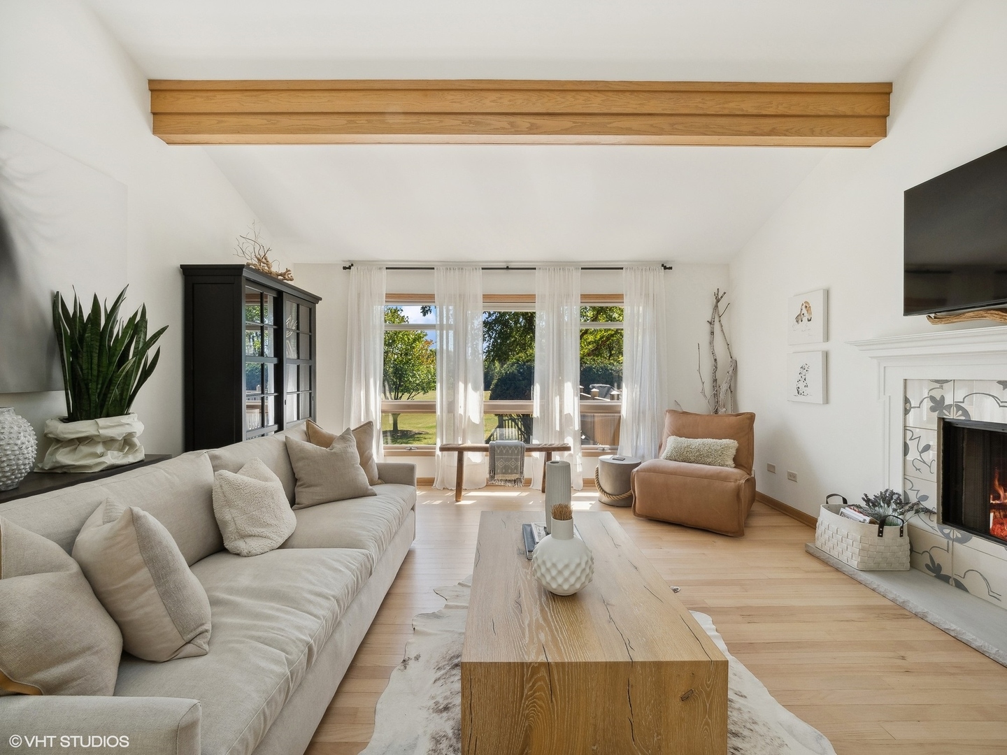 14705 Pleasant Valley Road