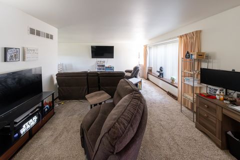 Tiny photo for 22604 Lakeshore Drive, Richton Park, IL 60471 (MLS # 12476038)