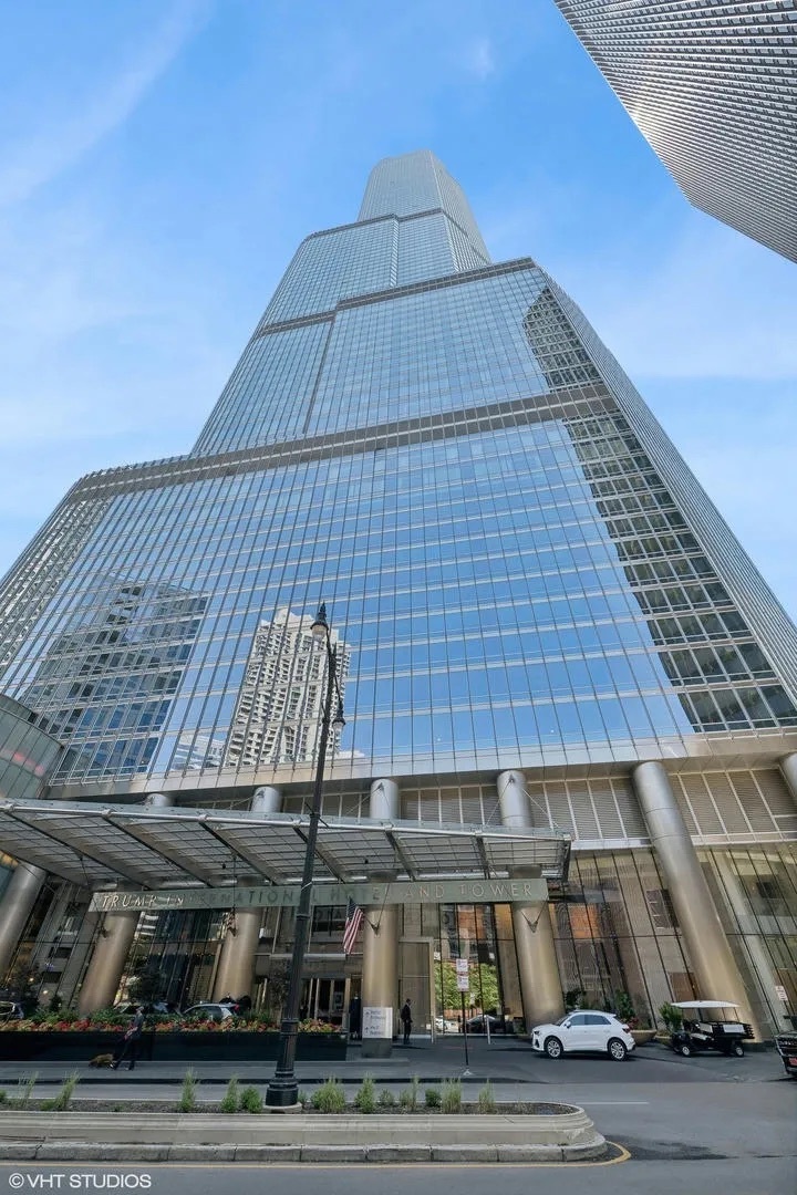401 N Wabash Avenue 51C