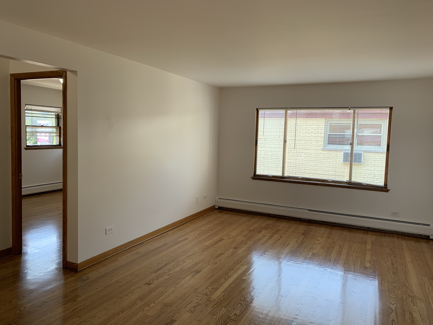 4250 W Lawrence Avenue
