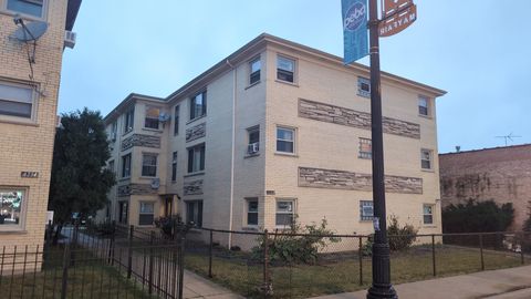 4250 W Lawrence Avenue Chicago IL 60630