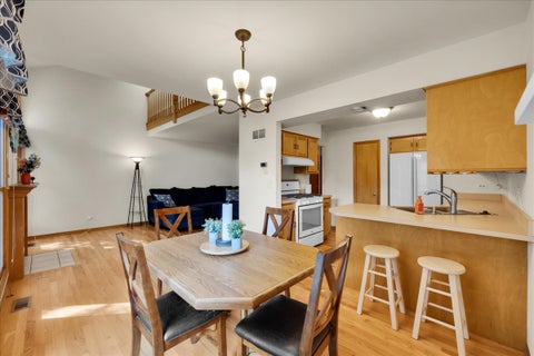 Tiny photo for 446 S Wenbriar Square, Addison, IL 60101 (MLS # 12723964)