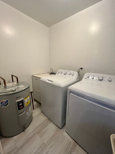 Tiny photo for 390 Oak Avenue, Wood Dale, IL 60191 (MLS # 12528345)