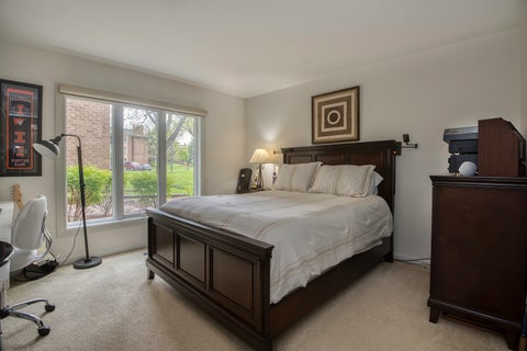 Tiny photo for 2 Oak Brook Club Drive #C103, Oak Brook, IL 60523 (MLS # 12629698)