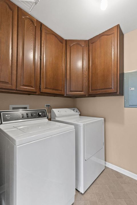 Tiny photo for 1625 Clayton Court, Arlington Heights, IL 60004 (MLS # 12623068)