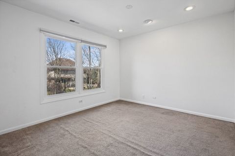 Tiny photo for 1100 Hidden Lake Drive, Buffalo Grove, IL 60089 (MLS # 12602504)